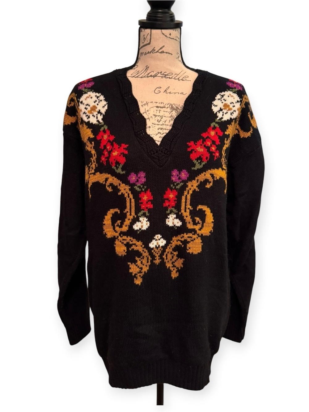 Vintage Norton McNaughton Black Oversized Floral Gold Filigree Knit Sweater